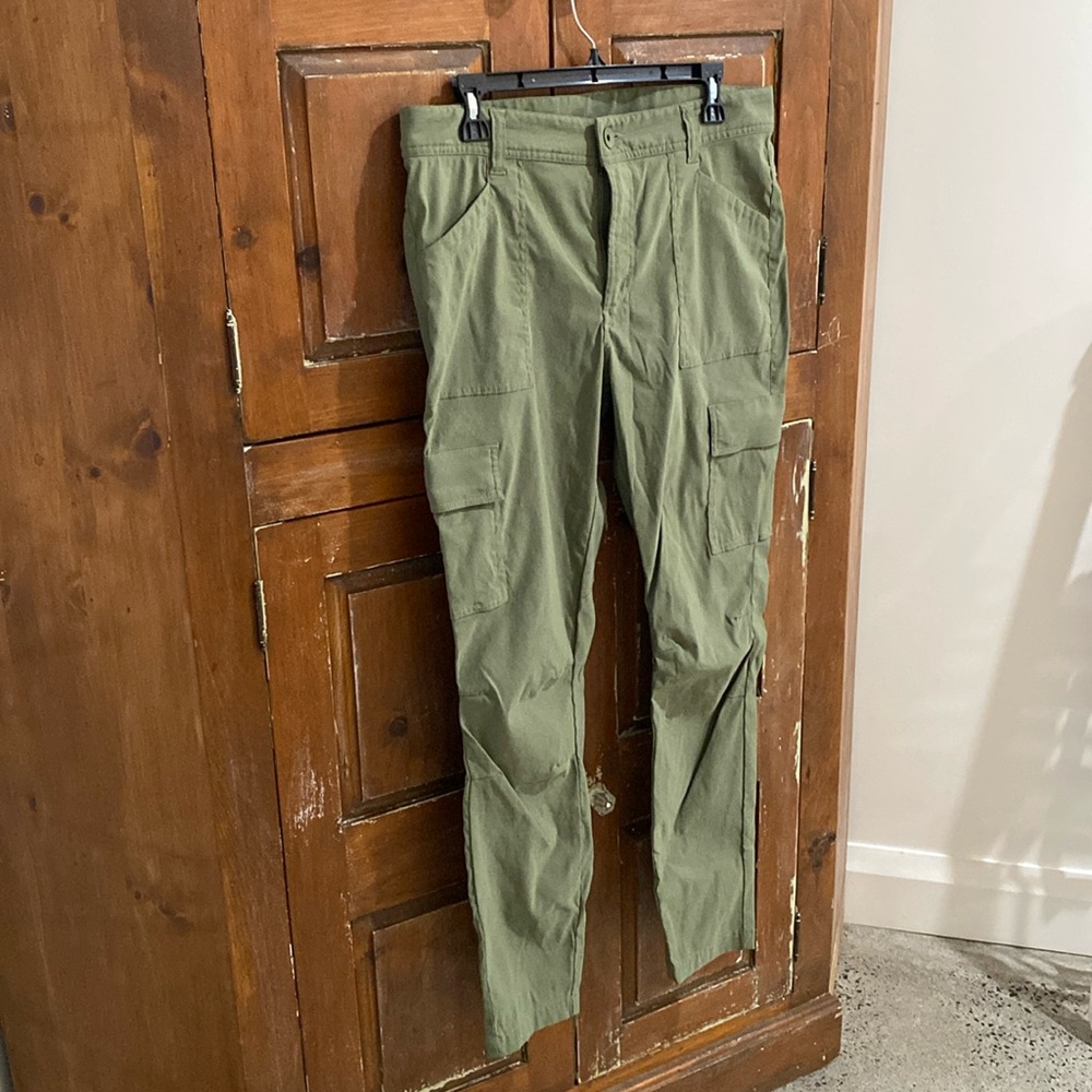 MEC hiking pants olive green